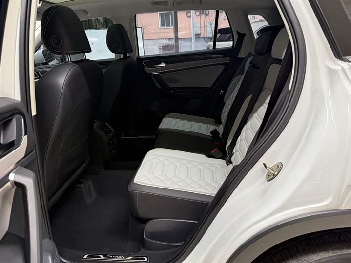 Tayron 2023 280TSI 2WD Luxury Plus Advanced фото 18