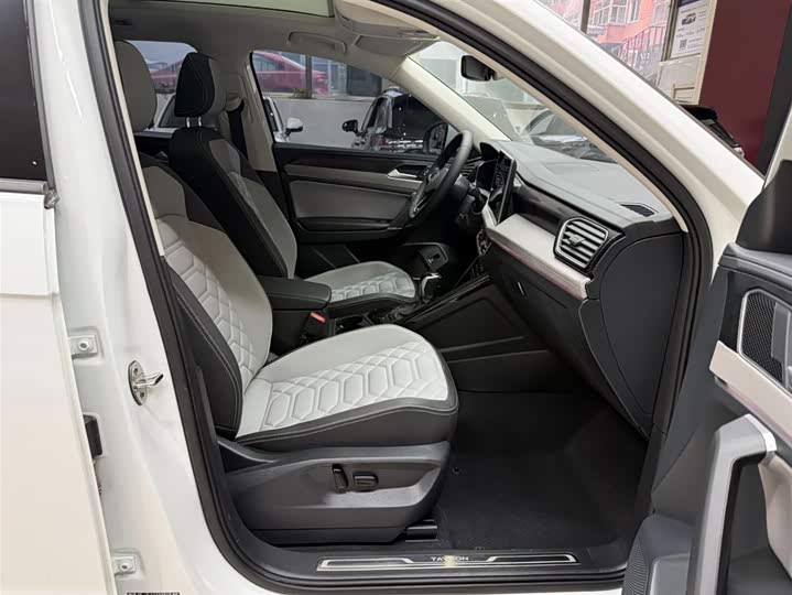 Tayron 2023 280TSI 2WD Luxury Plus Advanced фото 21