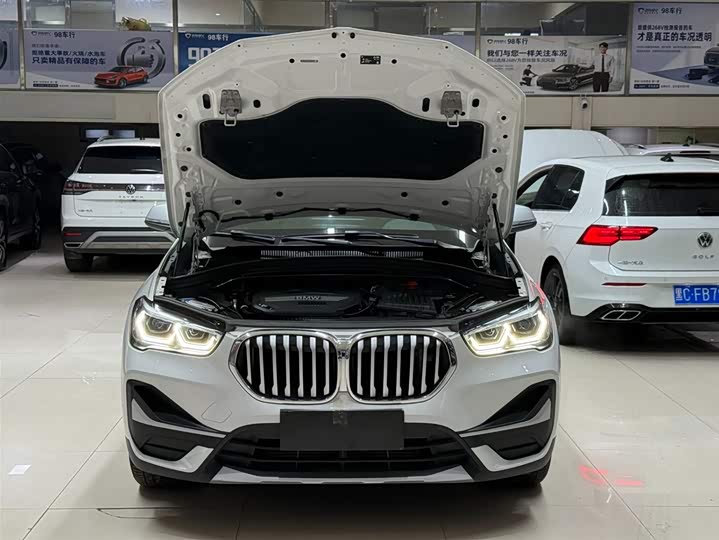 BMW X1 2022 sDrive20Li фото 7