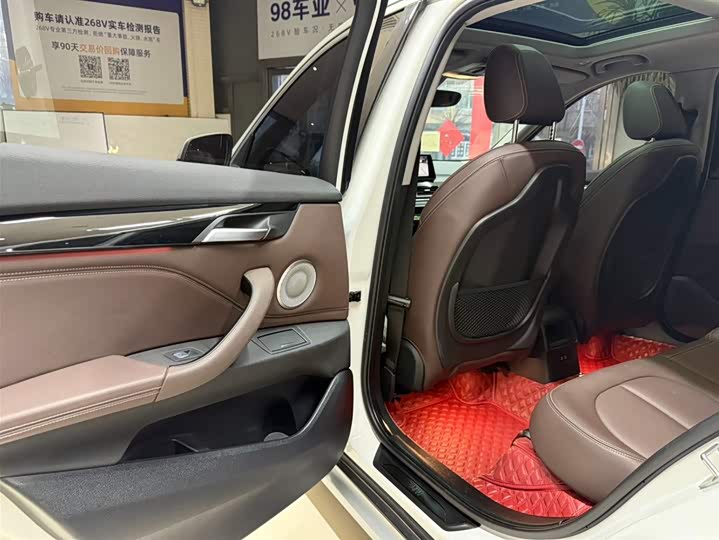 BMW X1 2022 sDrive20Li фото 17