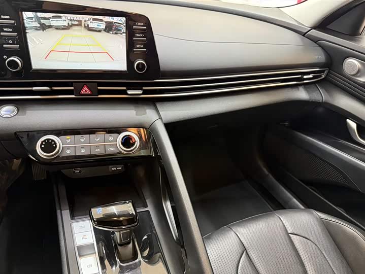 Elantra 2022 1.5L CVT GLX фото 12