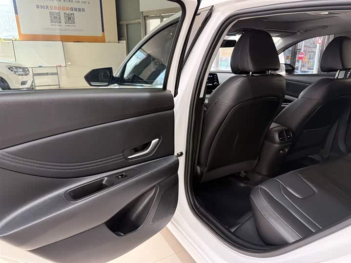 Elantra 2022 1.5L CVT GLX фото 17