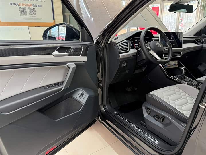 Tayron 2023 280TSI 2WD Luxury Plus Advanced фото 8