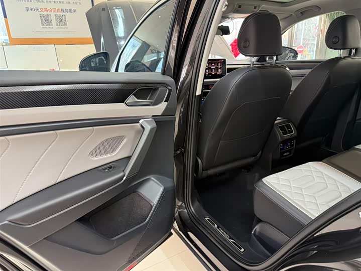 Tayron 2023 280TSI 2WD Luxury Plus Advanced фото 17