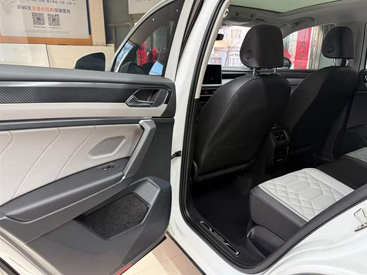 Tayron 2023 280TSI 2WD Luxury Plus Advanced фото 10