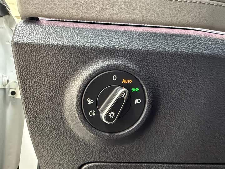 Tayron 2023 280TSI 2WD Luxury Plus Advanced фото 12