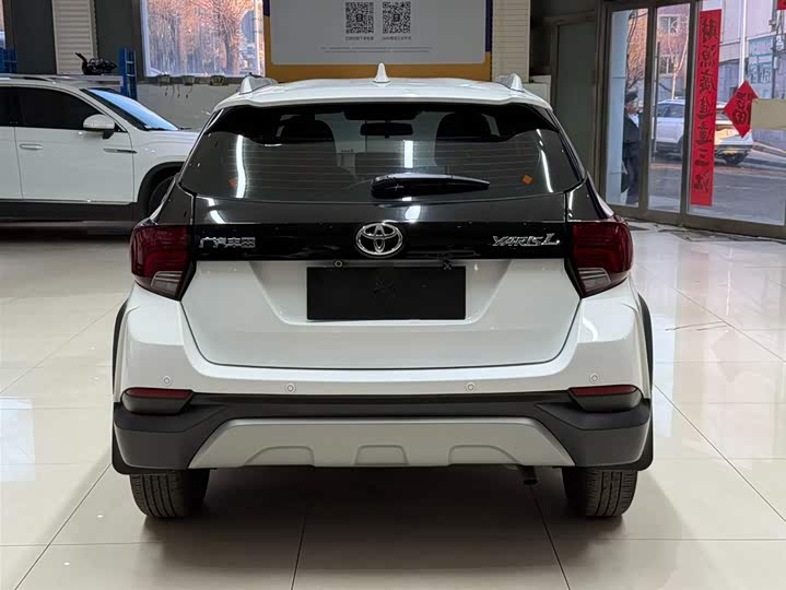 Yaris L 2022 X 1.5L CVT Luxury Plus фото 5