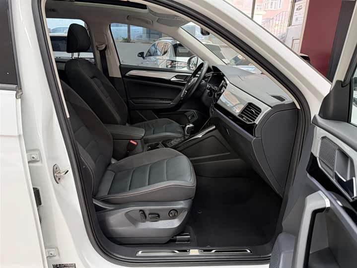 Tayron 2022 280TSI 2WD Luxury фото 22