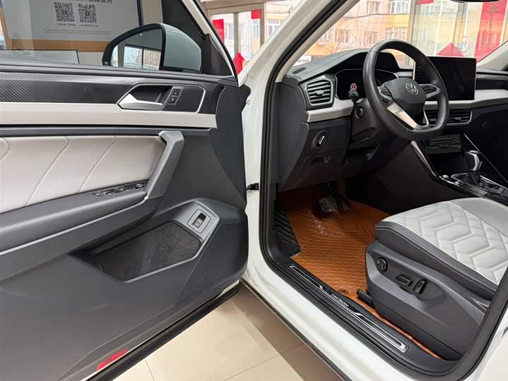 Tayron 2023 280TSI 2WD Luxury Plus Advanced фото 8