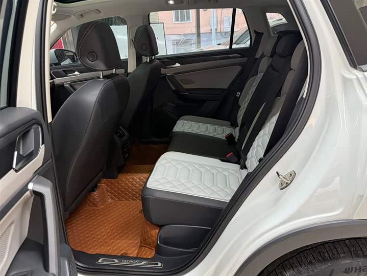 Tayron 2023 280TSI 2WD Luxury Plus Advanced фото 18