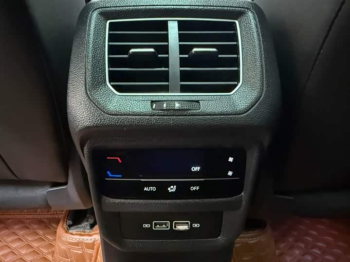 Tayron 2023 280TSI 2WD Luxury Plus Advanced фото 19