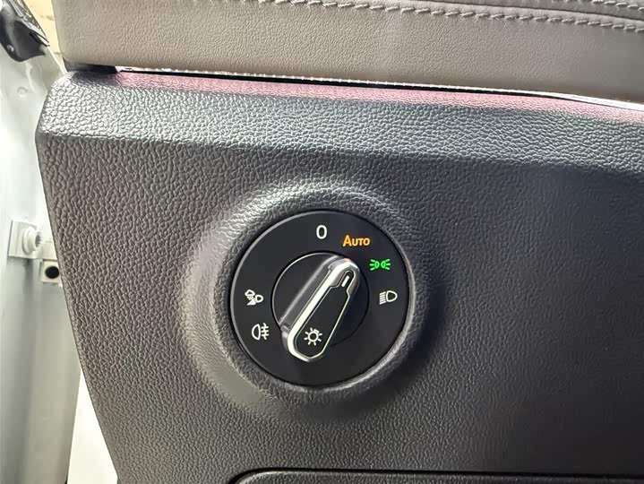 Tayron 2023 280TSI 2WD Luxury Plus Advanced фото 10