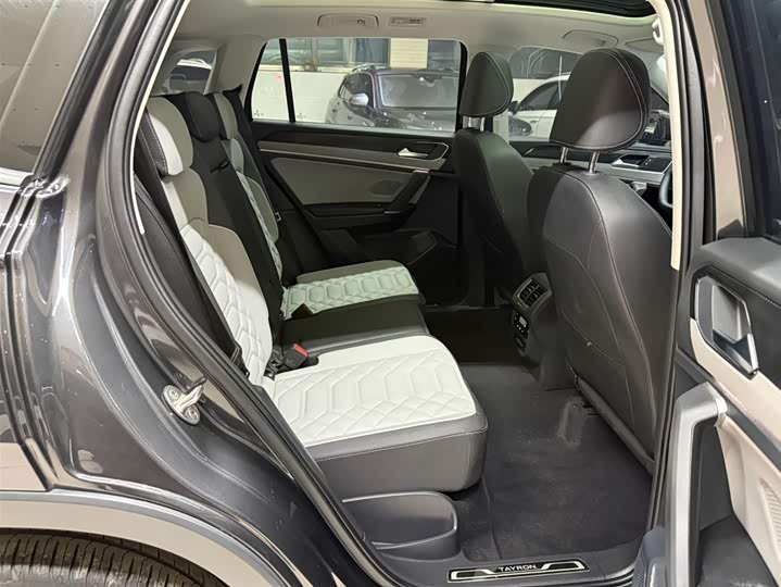 Tayron 2023 280TSI 2WD Luxury Plus Advanced фото 16