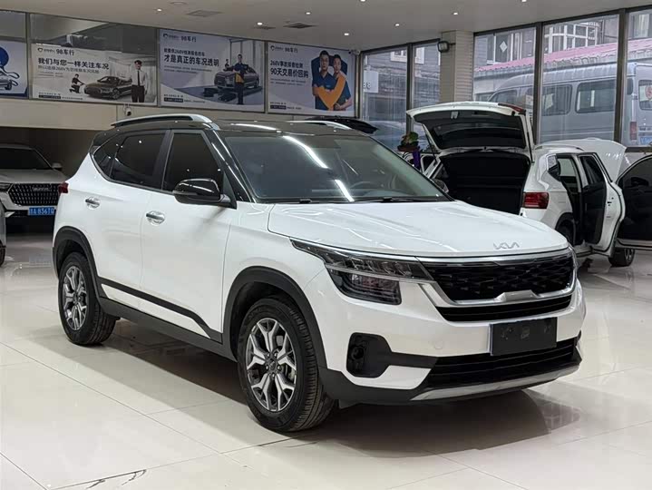 Kia KX3 2021 1.5L CVT фото 3