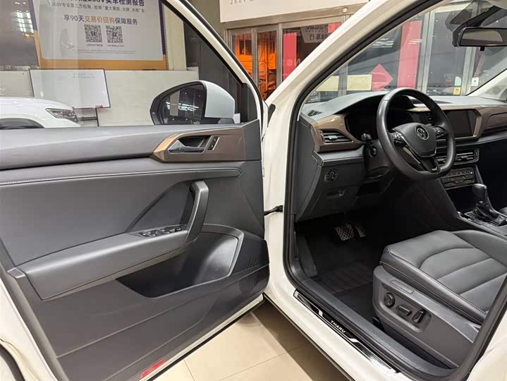 Tharu 2022 280TSI 2WD Luxury фото 8