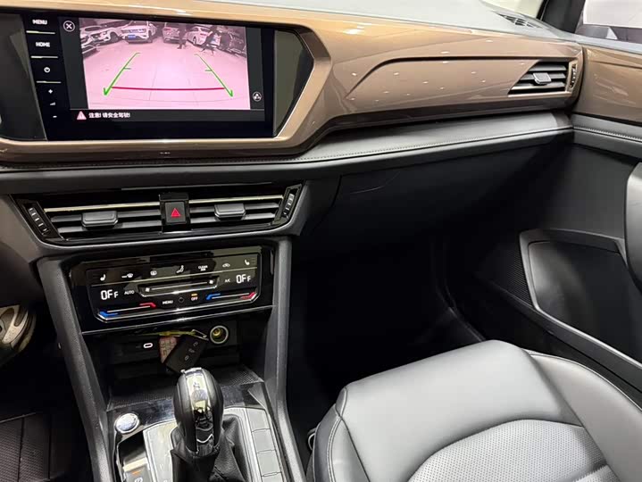 Tharu 2022 280TSI 2WD Luxury фото 12