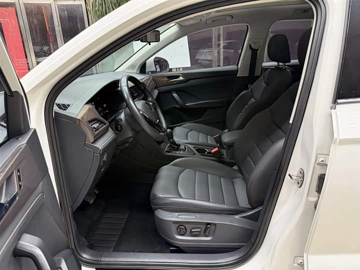 Tharu 2022 280TSI 2WD Luxury фото 16