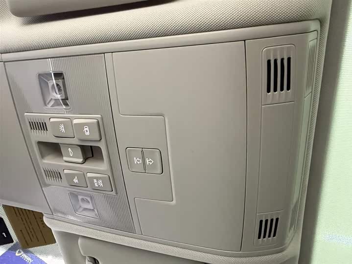 Tayron 2023 280TSI 2WD Luxury Plus Advanced фото 16