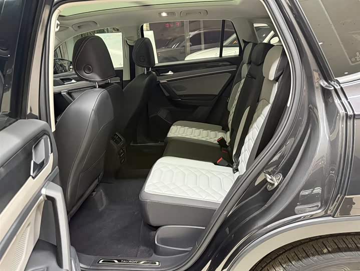 Tayron 2023 280TSI 2WD Luxury Plus Advanced фото 18