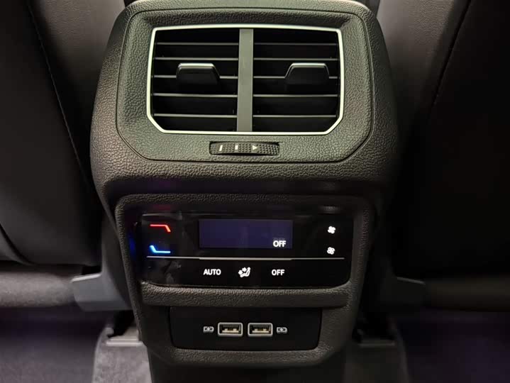 Tayron 2023 280TSI 2WD Luxury Plus Advanced фото 19