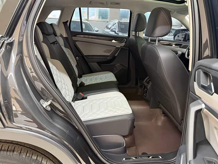 Tayron 2023 280TSI 2WD Luxury Plus Advanced фото 22