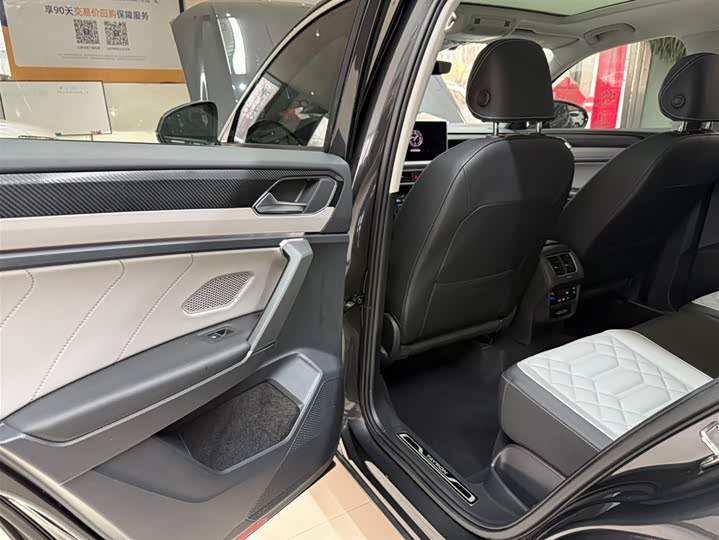 Tayron 2023 280TSI 2WD Luxury Plus Advanced фото 7