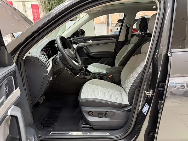 Tayron 2023 280TSI 2WD Luxury Plus Advanced фото 14