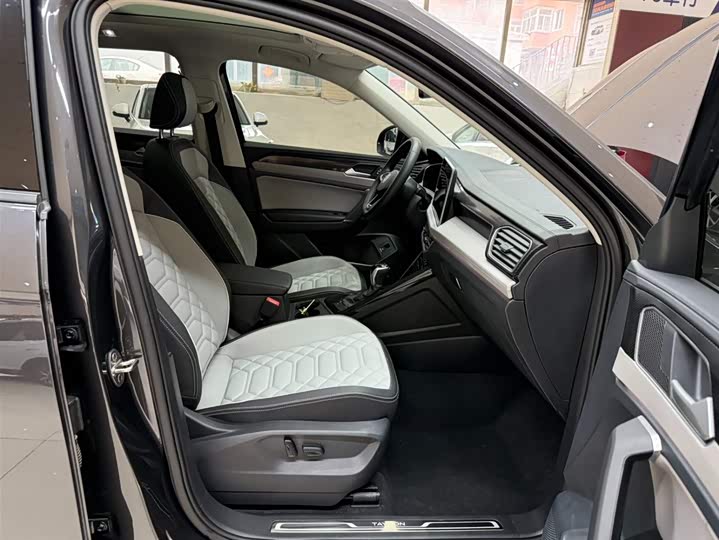 Tayron 2023 280TSI 2WD Luxury Plus Advanced фото 18