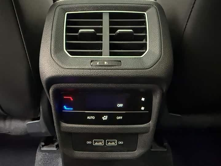 Tayron 2023 280TSI 2WD Luxury Plus Advanced фото 19