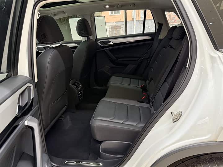 Tayron 2022 280TSI 2WD Luxury фото 8