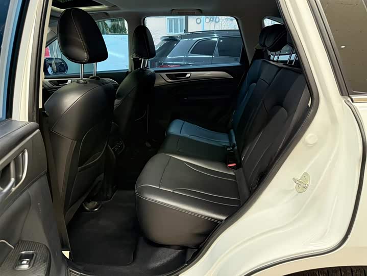 Haval M6 2021 Plus 1.5T DCT Luxury фото 18