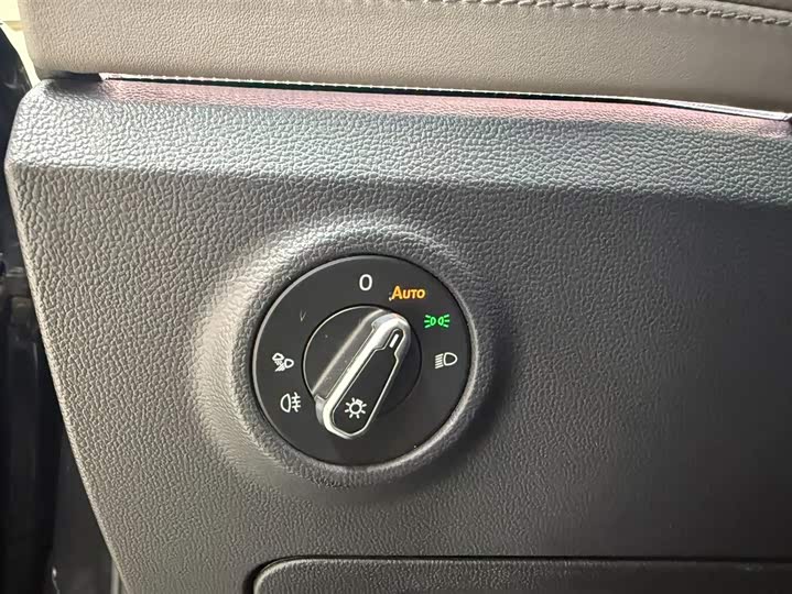 Tayron 2023 280TSI 2WD Luxury Plus Advanced фото 9