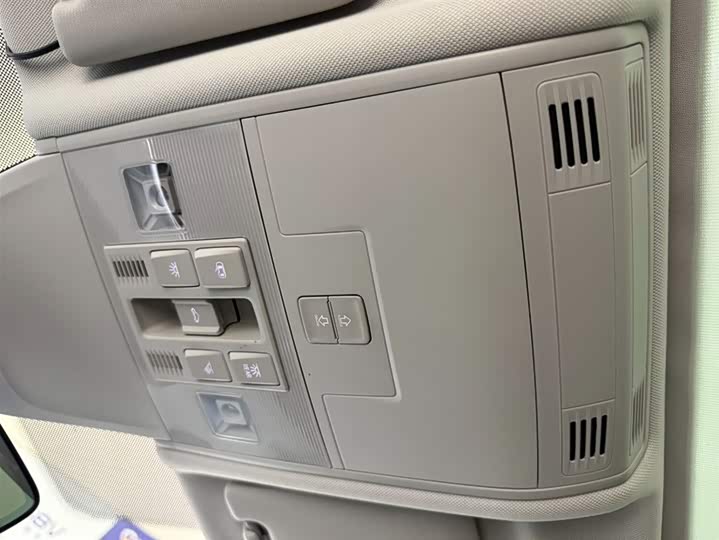 Tayron 2023 280TSI 2WD Luxury Plus Advanced фото 13