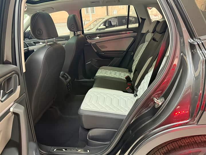 Tayron 2023 280TSI 2WD Luxury Plus Advanced фото 18