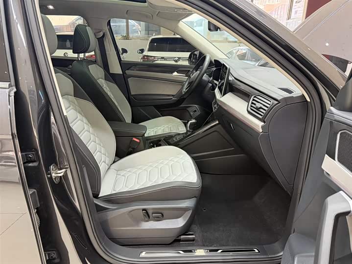 Tayron 2023 280TSI 2WD Luxury Plus Advanced фото 21