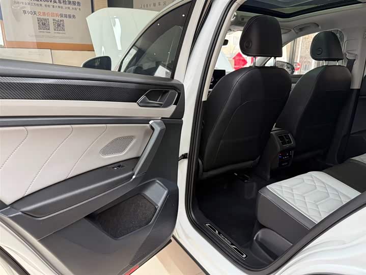 Tayron 2023 280TSI 2WD Luxury Plus Advanced фото 17