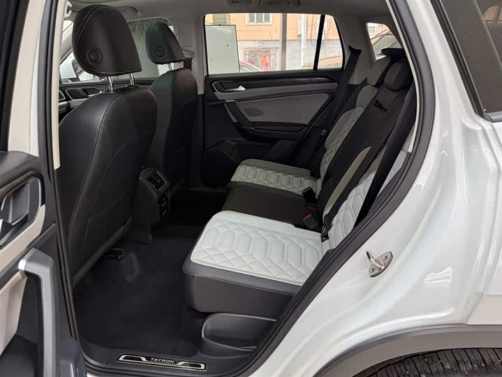 Tayron 2023 280TSI 2WD Luxury Plus Advanced фото 18