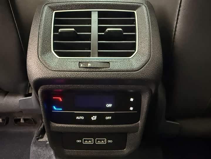 Tayron 2023 280TSI 2WD Luxury Plus Advanced фото 19