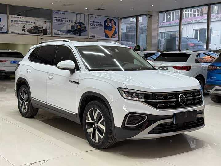 Tayron 2023 280TSI 2WD Luxury Plus Advanced фото 3
