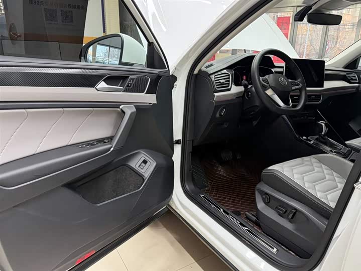 Tayron 2023 280TSI 2WD Luxury Plus Advanced фото 8