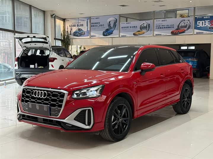 Audi Q2L 2022 35 TFSI