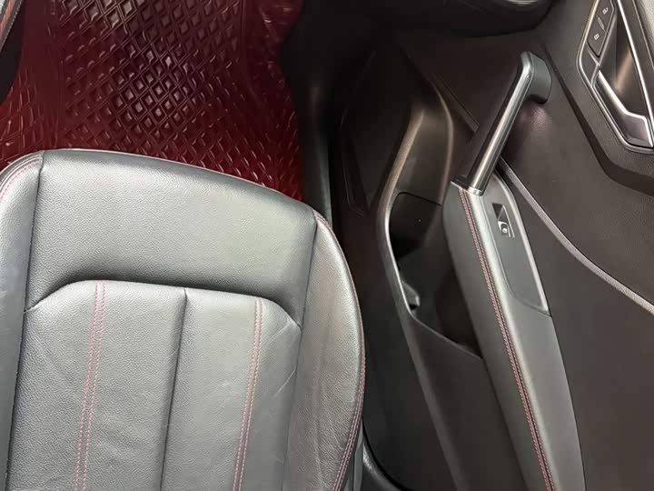 Audi Q2L 2022 35 TFSI фото 13