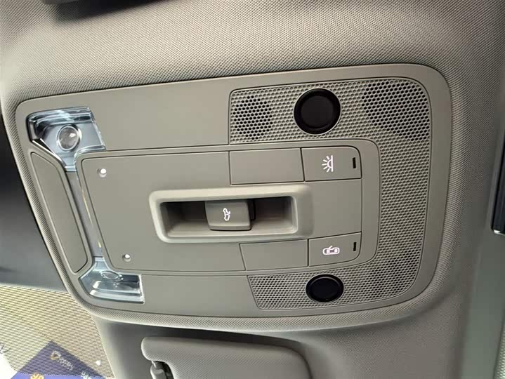 Audi Q2L 2022 35 TFSI фото 14