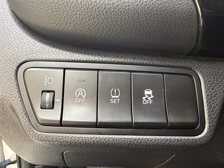 Kia KX3 2021 1.5L CVT фото 9