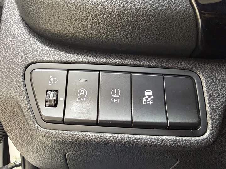 Kia KX3 2021 1.5L CVT фото 9