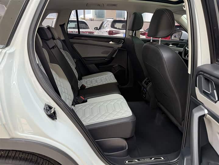 Tayron 2023 280TSI 2WD Luxury Plus Advanced фото 22