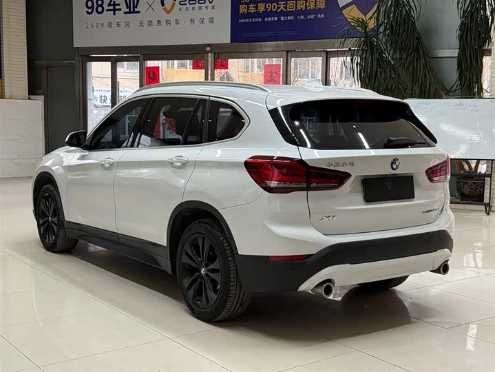 BMW X1 2022 sDrive20Li фото 6