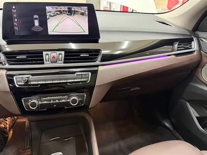 BMW X1 2022 sDrive20Li фото 20
