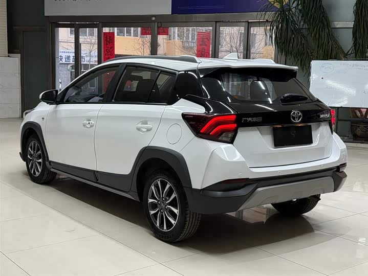Yaris L 2022 X 1.5L CVT Luxury Plus фото 6