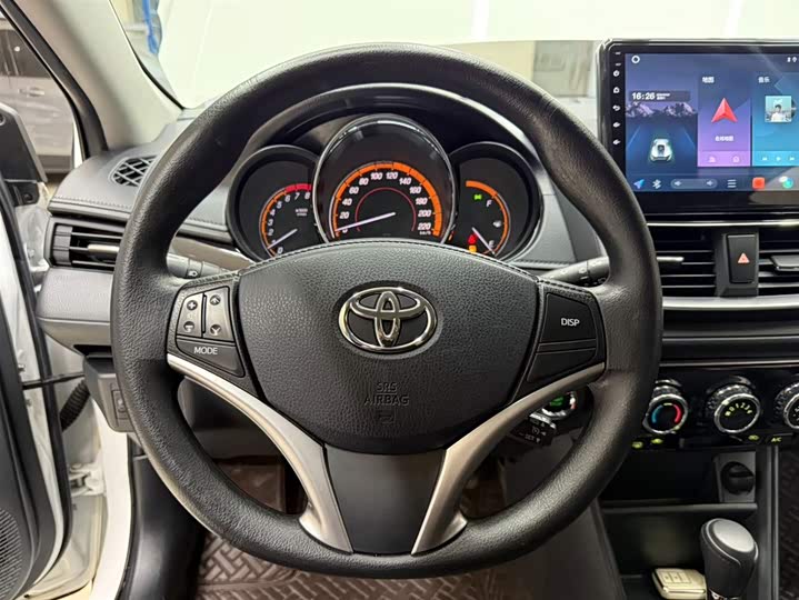 Yaris L 2022 X 1.5L CVT Luxury Plus фото 11
